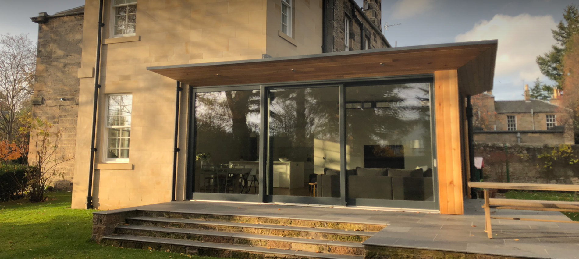 Cheap wooden windows in Edinburgh – Uniwindows.co.uk