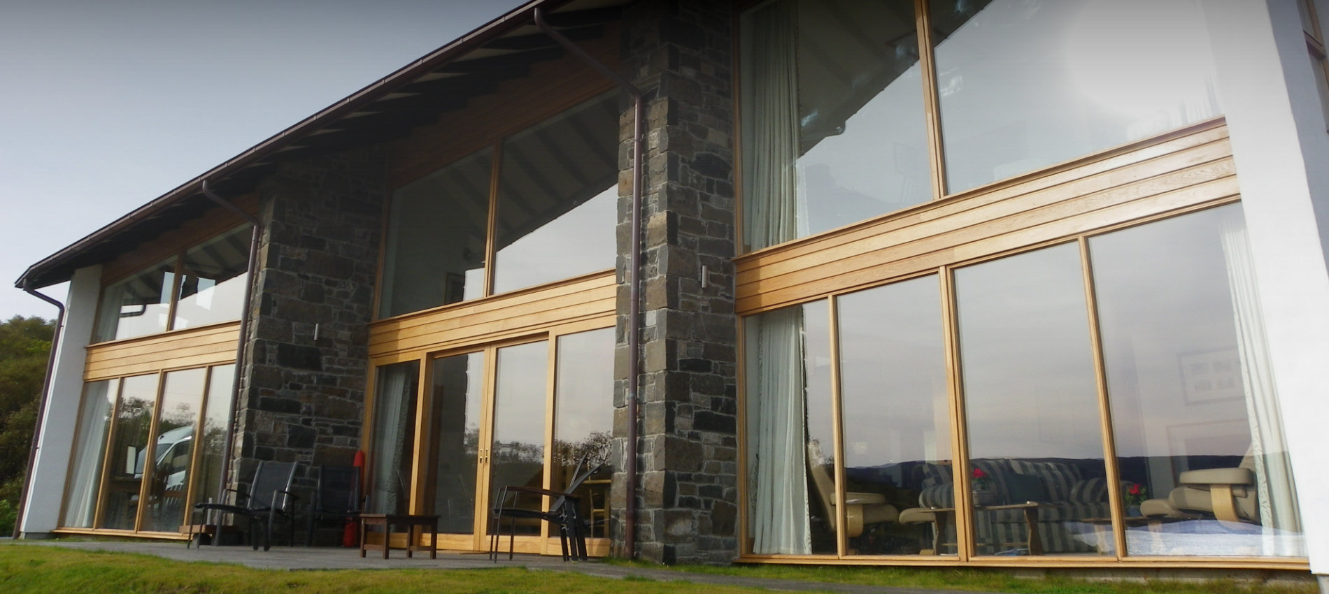 Wooden windows casement in Edinburgh – Uniwindows.co.uk